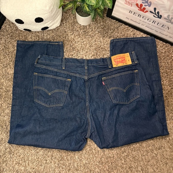 Levi’s 501 Dark Wash Jeans Men’s 46x30 Straight Leg Button Fly - Picture 2 of 5